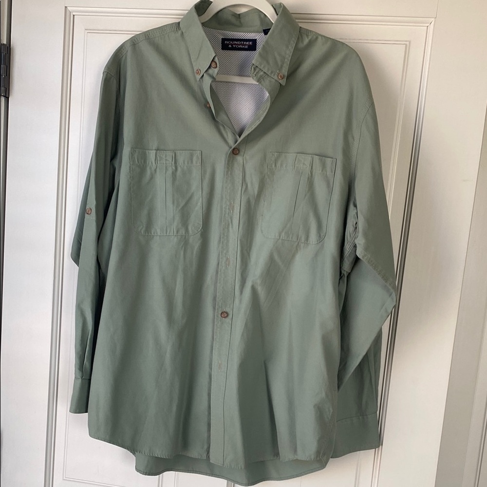 Round Tree & Yorke Green Button-Up Shirt - large